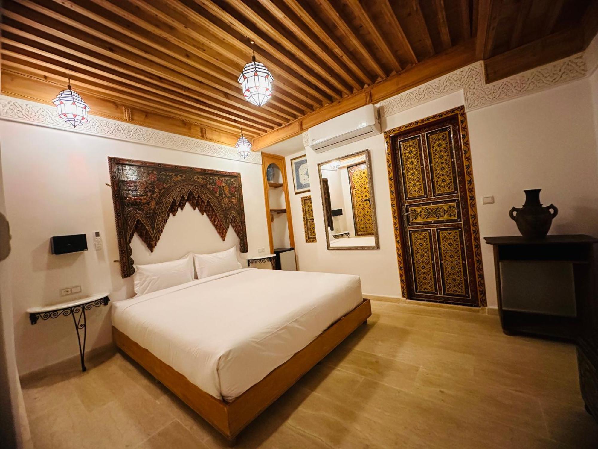 Riad Dar Tahri & Spa フェズ エクステリア 写真