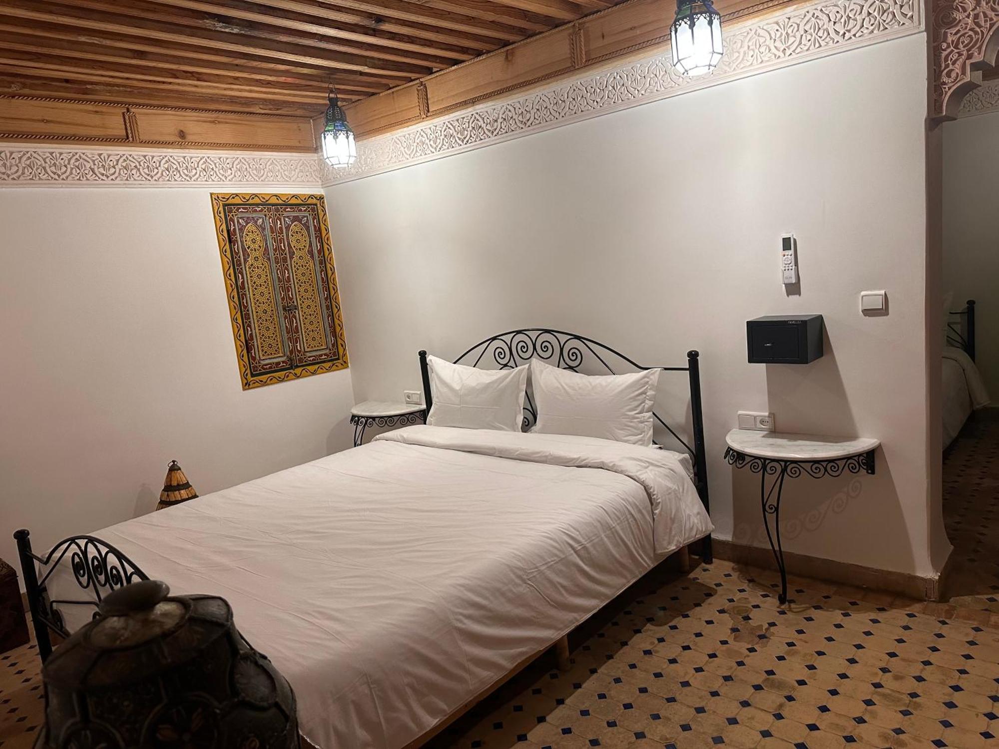 Riad Dar Tahri & Spa フェズ エクステリア 写真